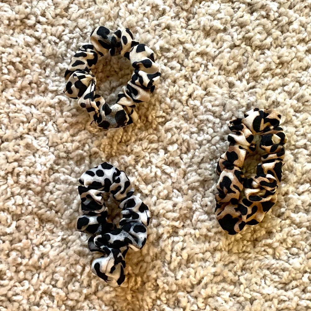 NEVER USED 3 Pack Scrunchies